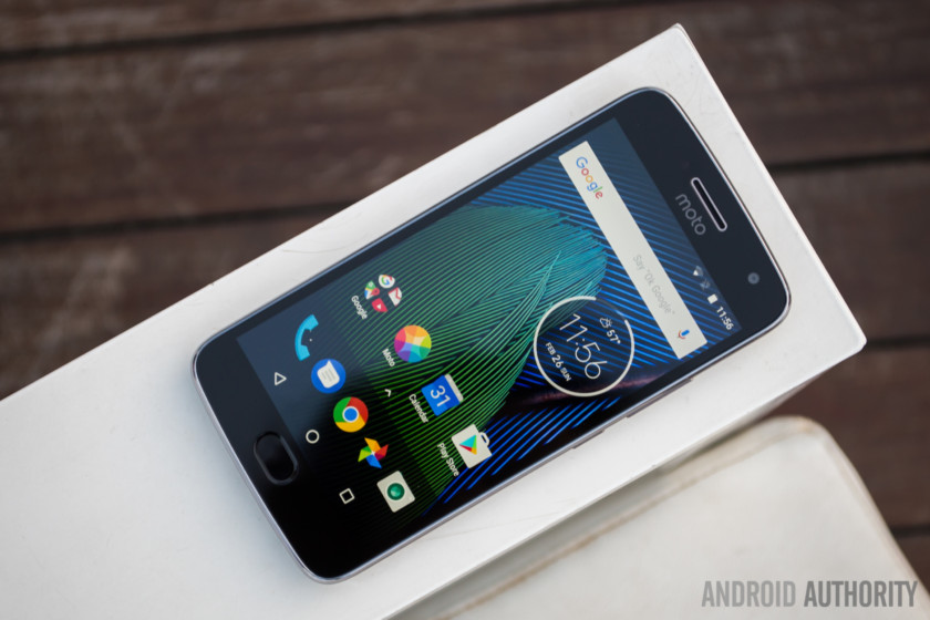 Best phone at rs 20000 - Moto G5