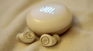 JBL Wireless Earphones