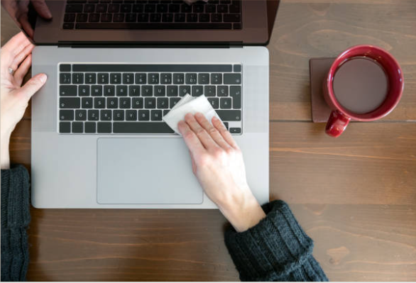 Keyboard Cleaning - How to Clean Laptop Screen and Keyboard