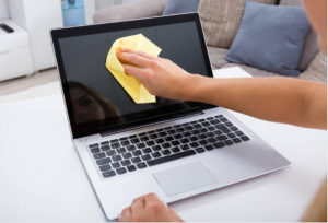 Laptop Screen Cleaning